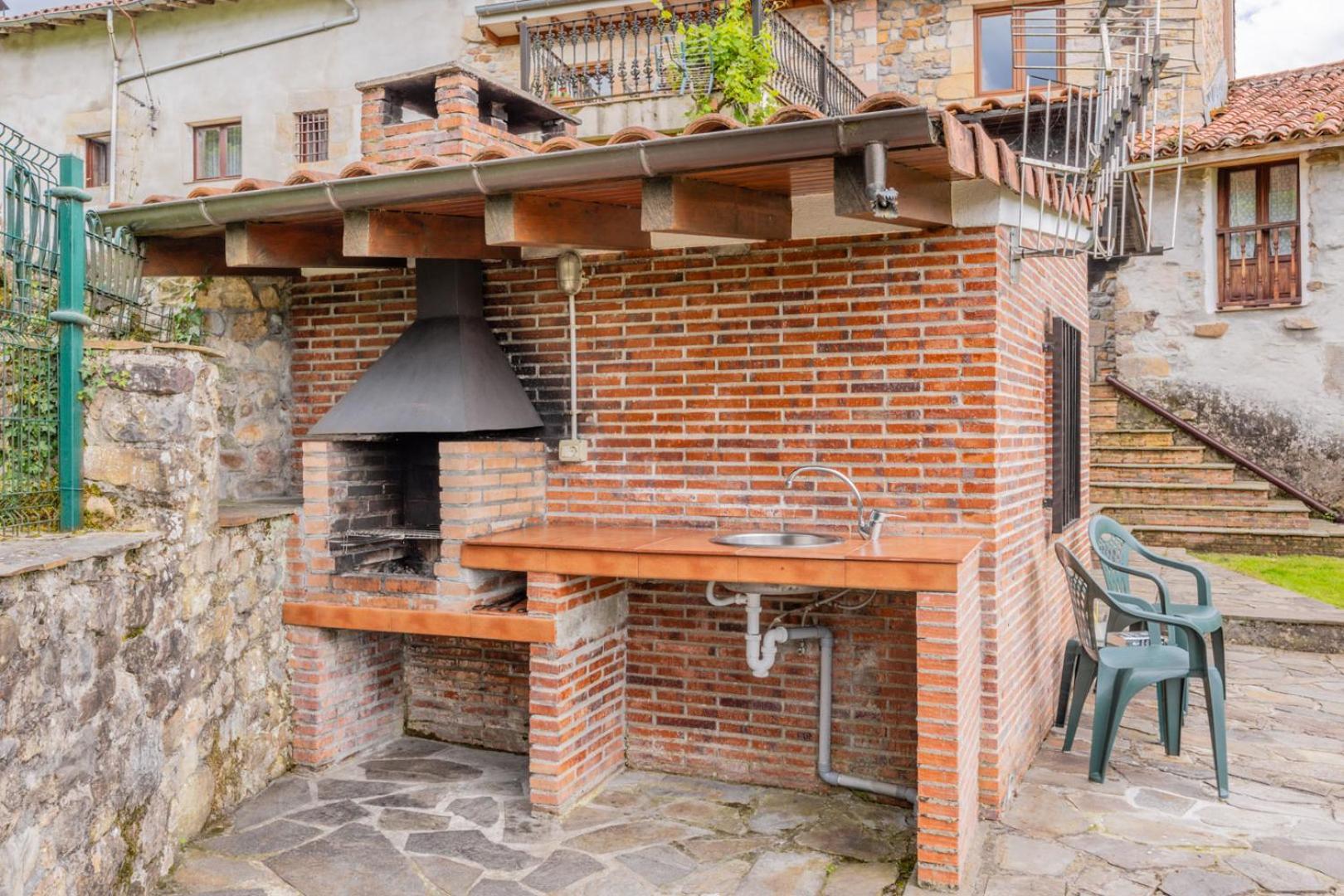 Quintanal De Villacarriedo Exterior photo